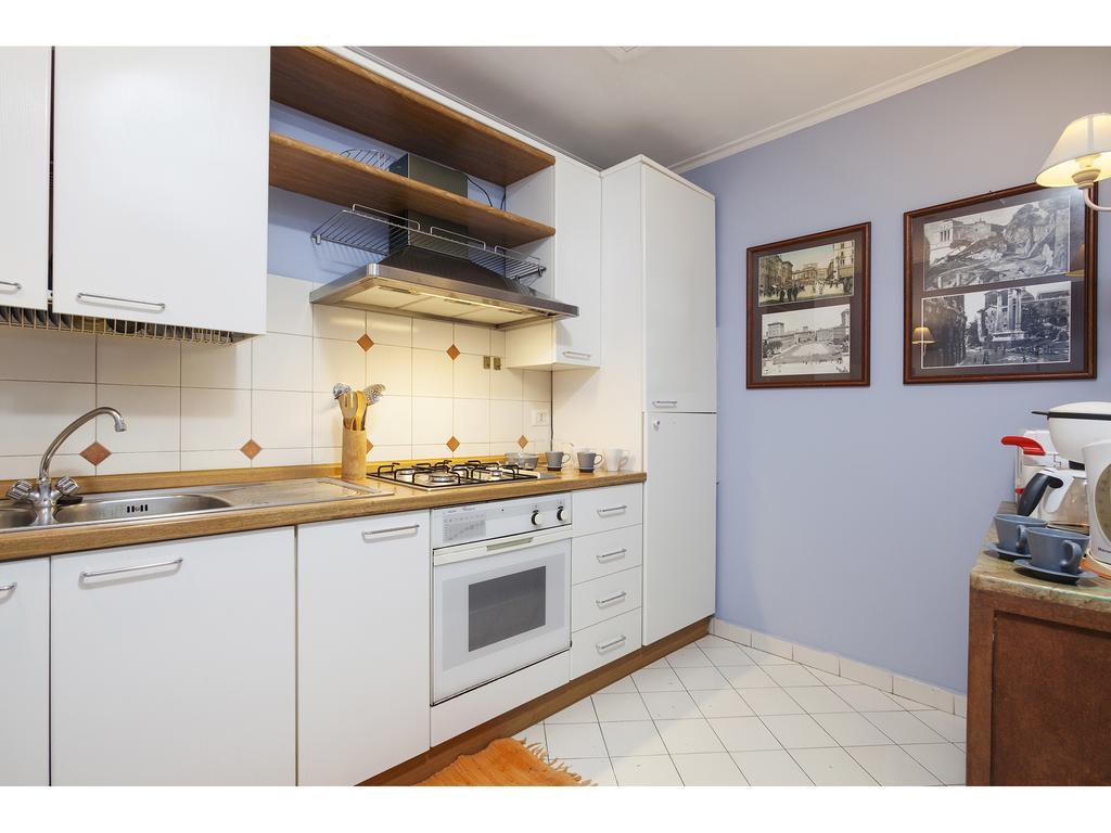 Apartment Via Giulia Rome Exterior photo