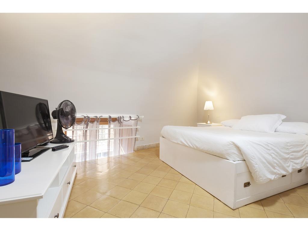 Apartment Via Giulia Rome Exterior photo