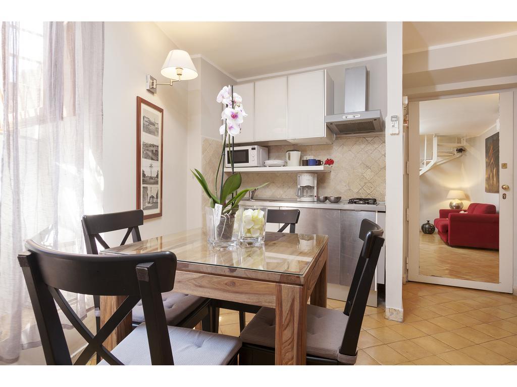 Apartment Via Giulia Rome Exterior photo